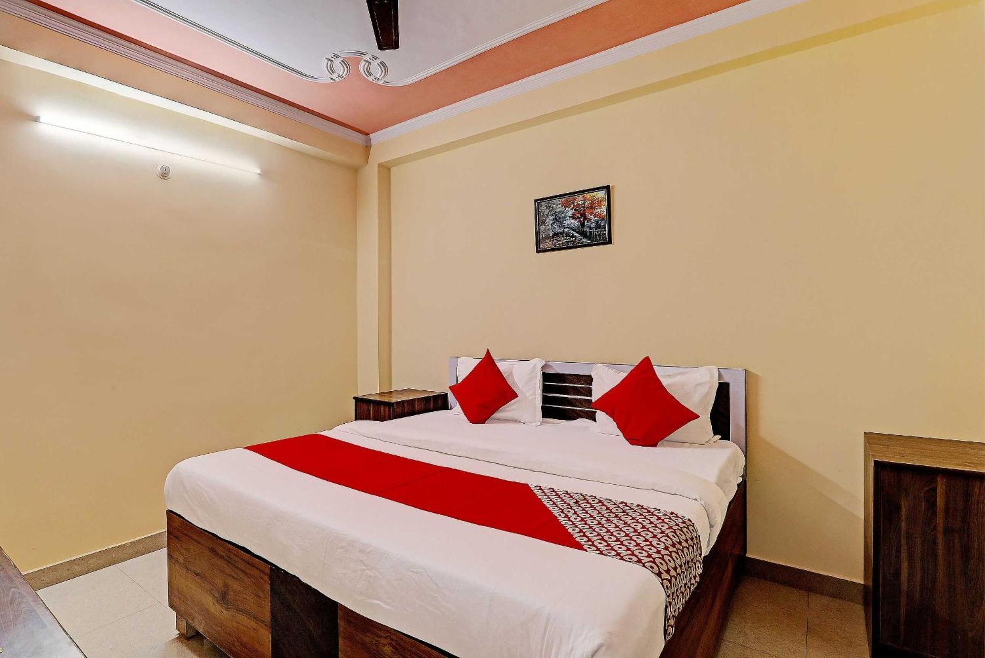 Super Hotel O Fort Inn Lakhnau Kültér fotó